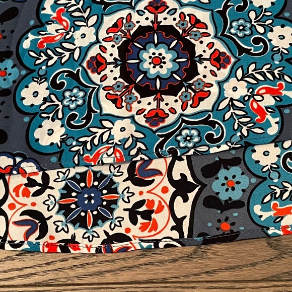 Ann Taylor Loft Sleeveless Floral Blouse - Picture 5 of 6